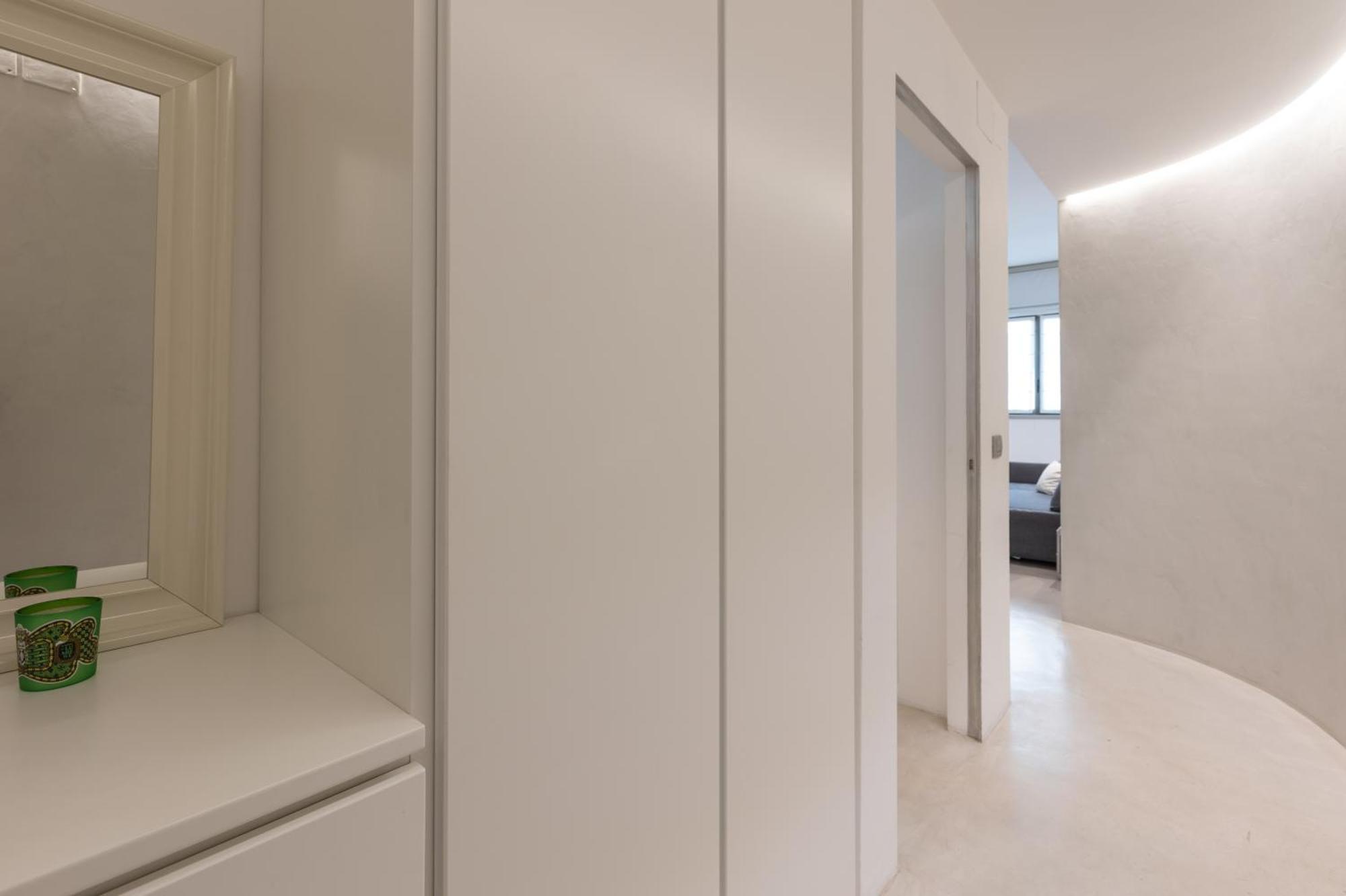 Ampio Bilocale Repubblica - Mirable Pm Apartment มิลาน ภายนอก รูปภาพ