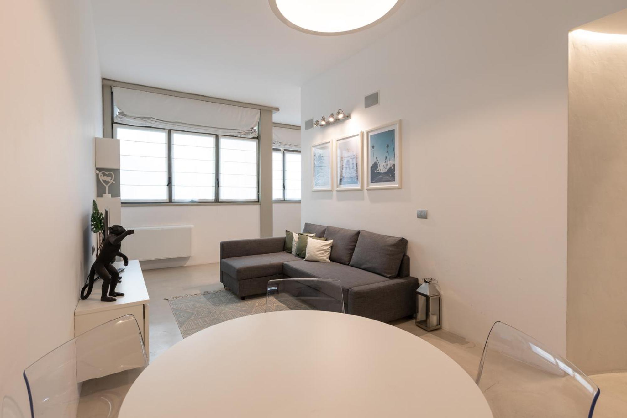 Ampio Bilocale Repubblica - Mirable Pm Apartment มิลาน ภายนอก รูปภาพ