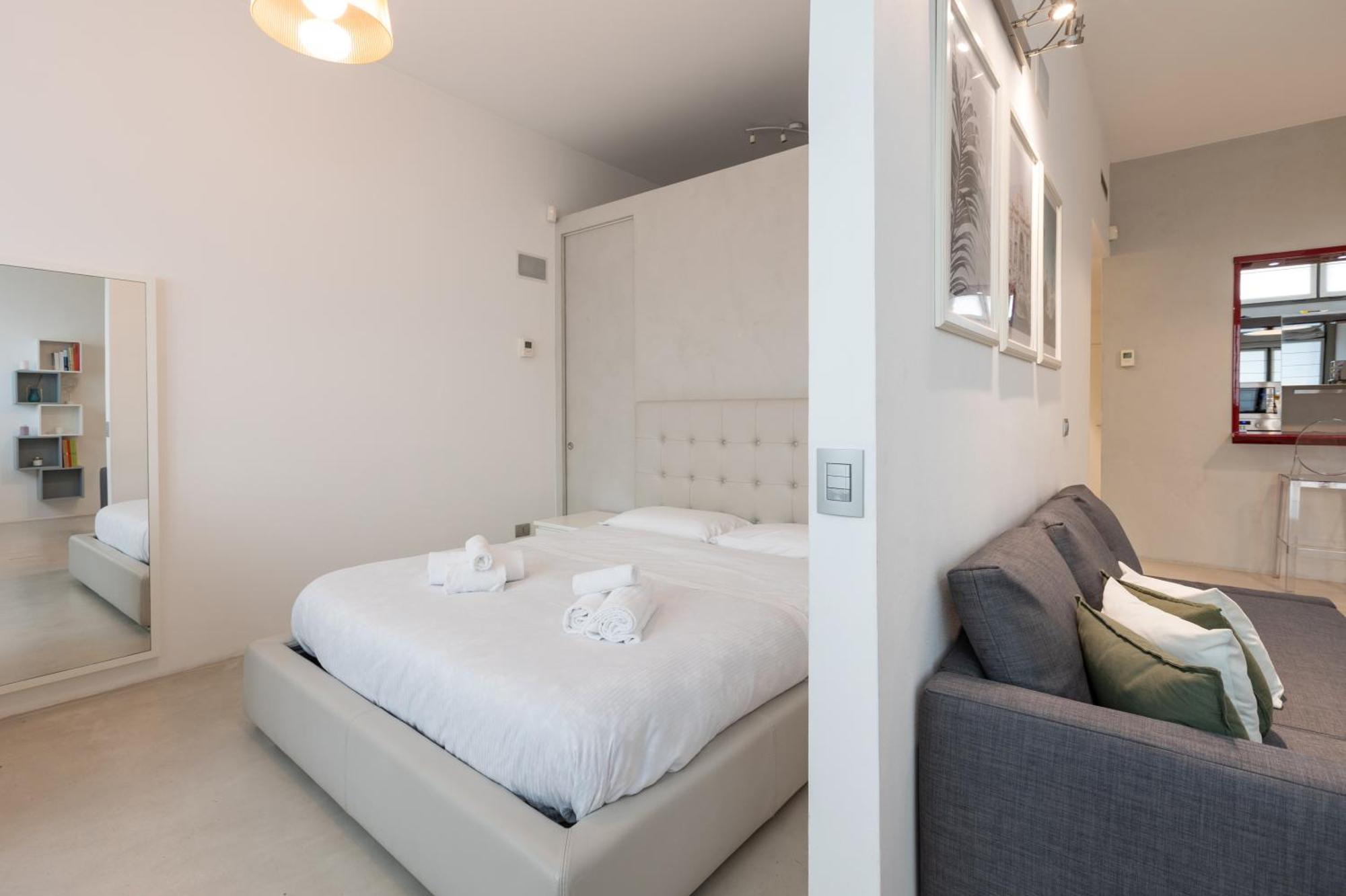 Ampio Bilocale Repubblica - Mirable Pm Apartment มิลาน ภายนอก รูปภาพ