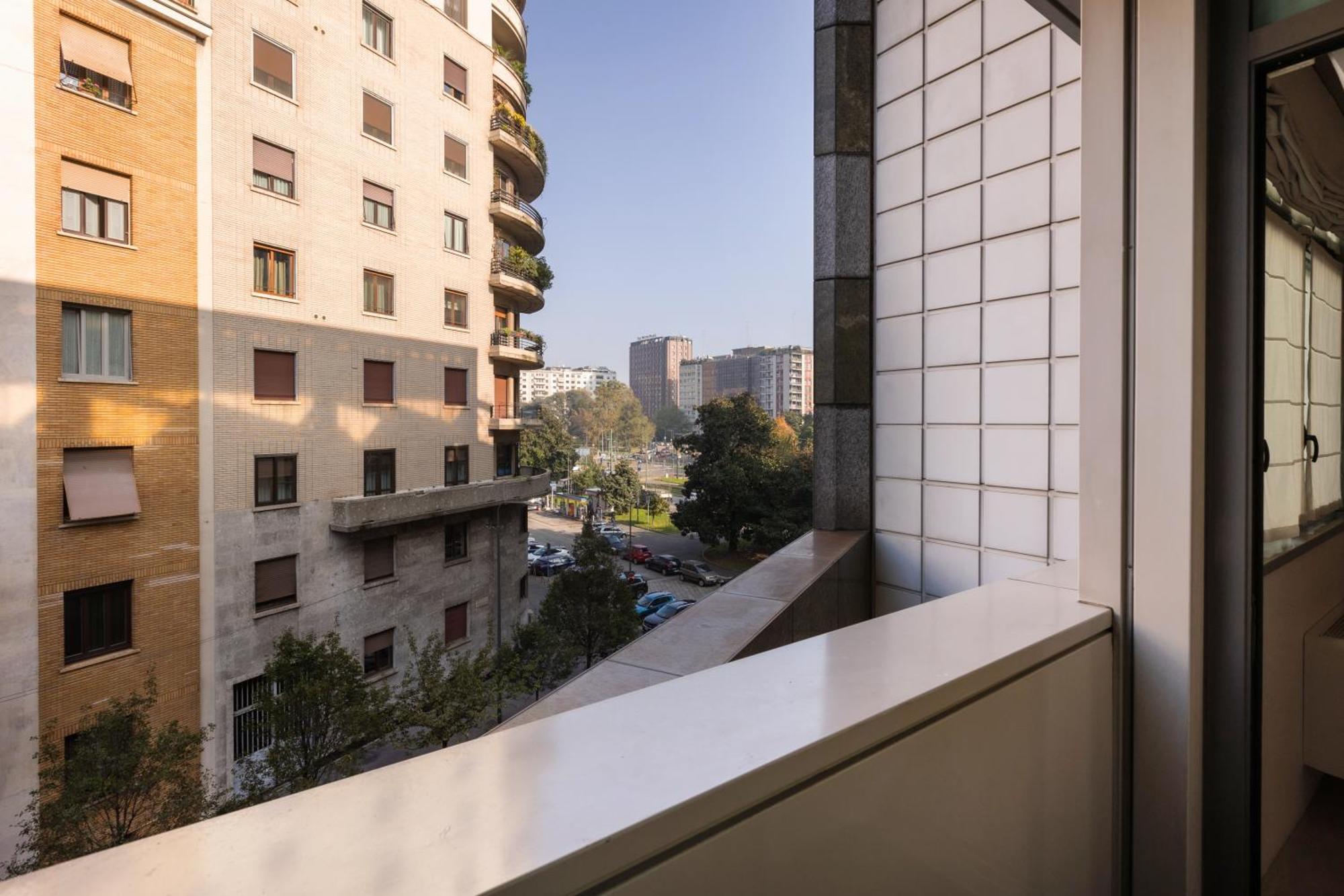 Ampio Bilocale Repubblica - Mirable Pm Apartment มิลาน ภายนอก รูปภาพ