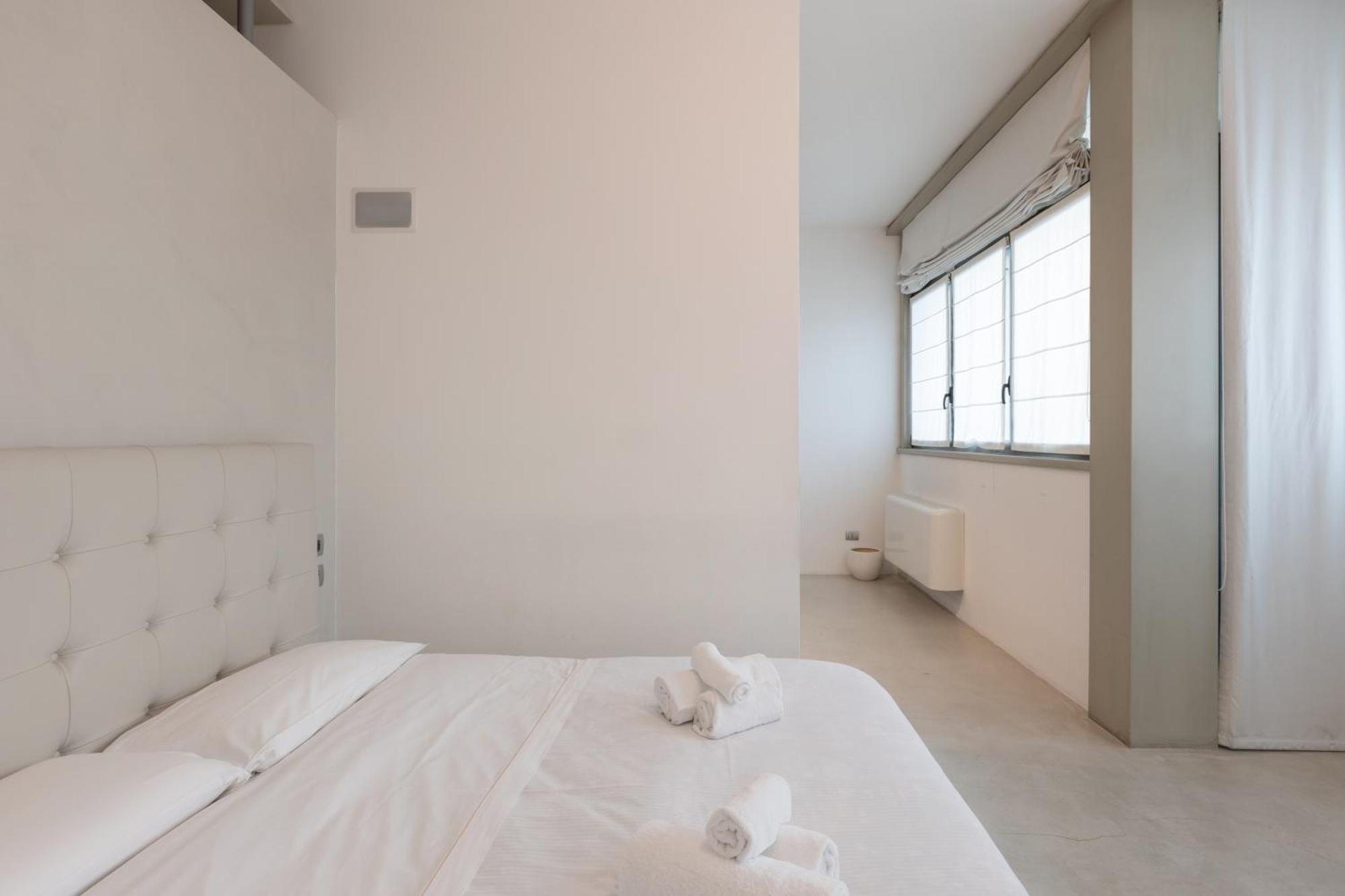 Ampio Bilocale Repubblica - Mirable Pm Apartment มิลาน ภายนอก รูปภาพ