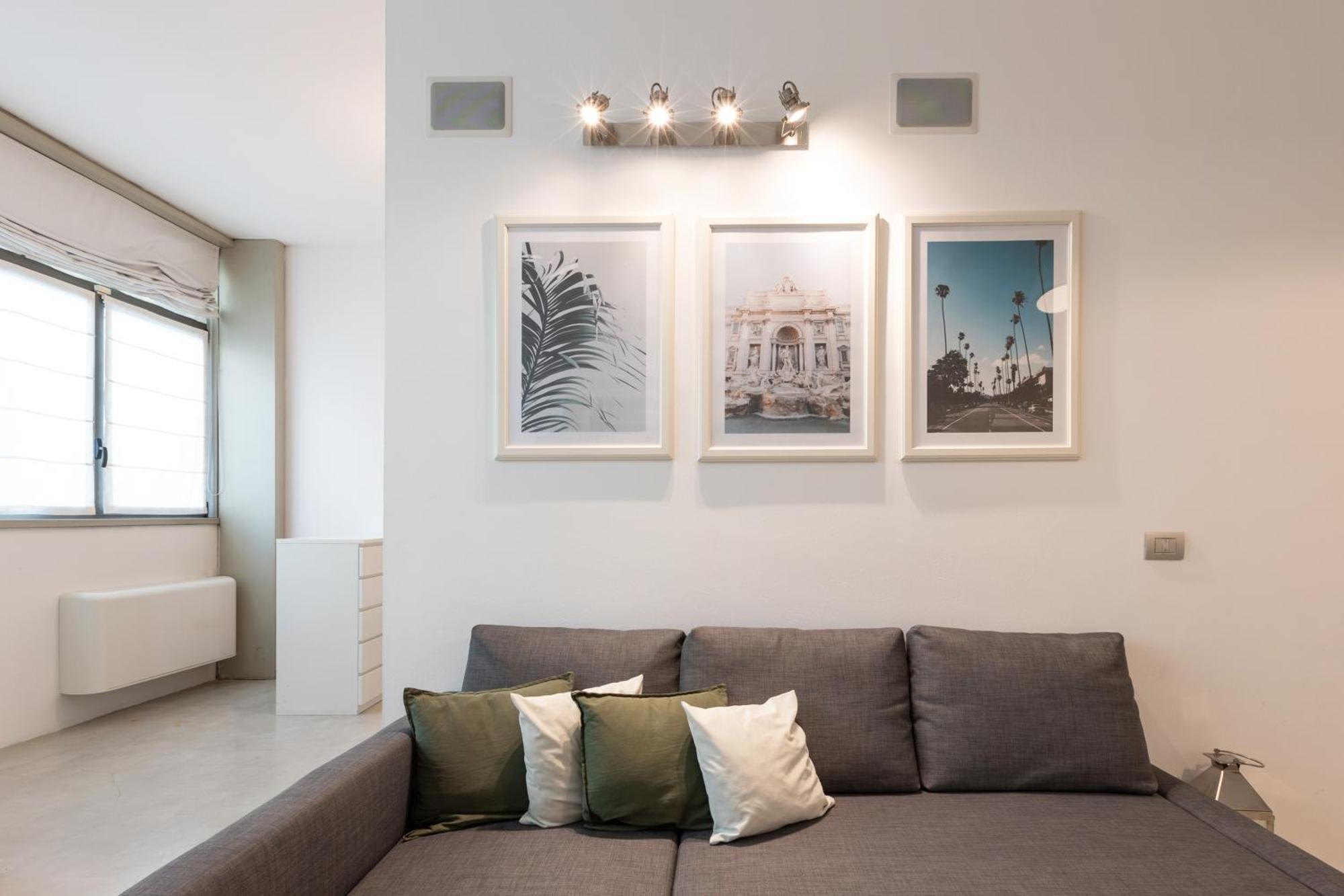 Ampio Bilocale Repubblica - Mirable Pm Apartment มิลาน ภายนอก รูปภาพ